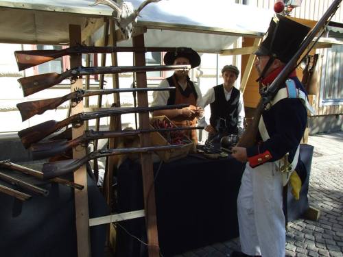 553564_10152184697628012_443491001_n